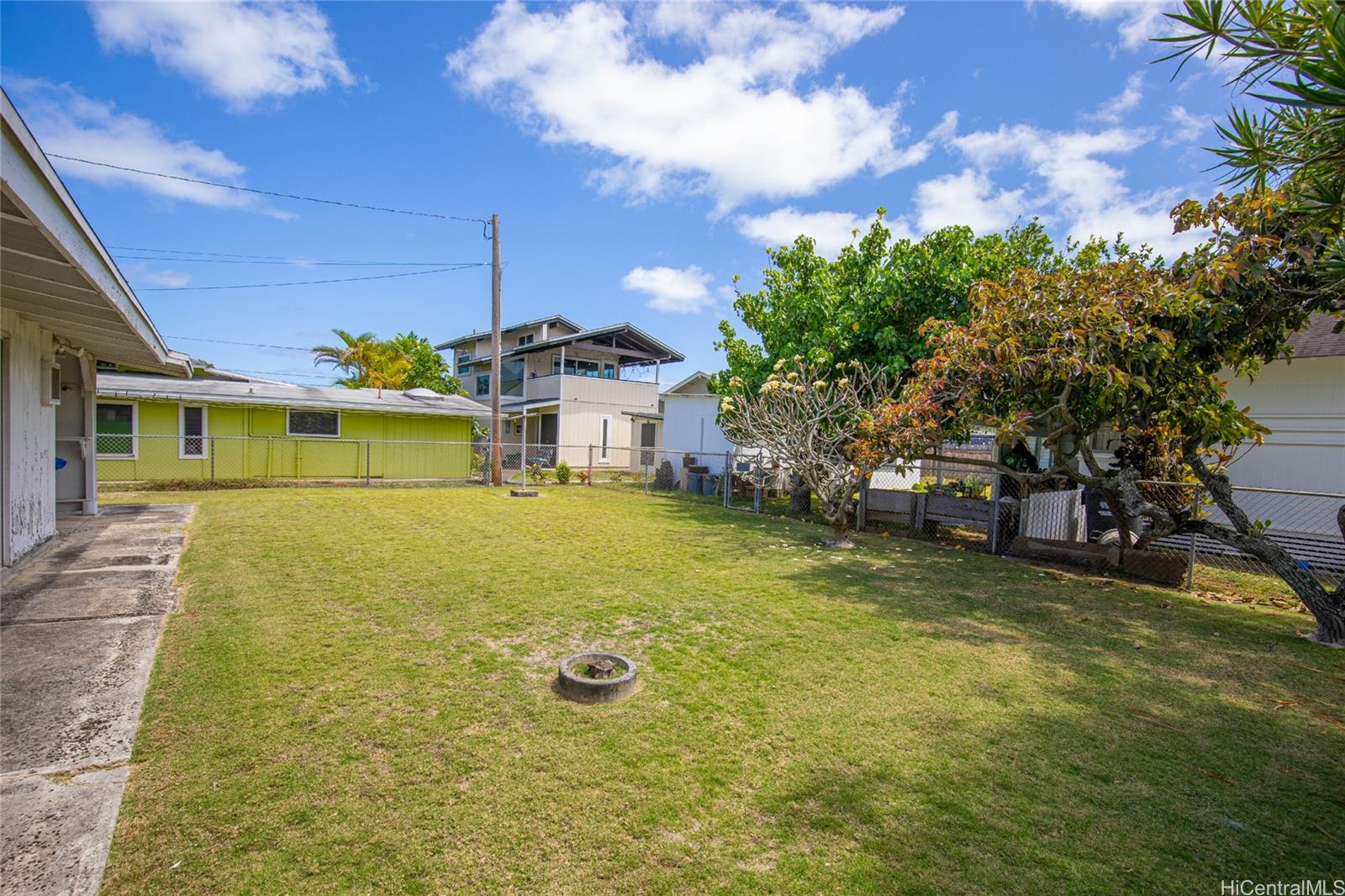 413  Kawainui Street Coconut Grove, Kailua home - photo 18 of 20