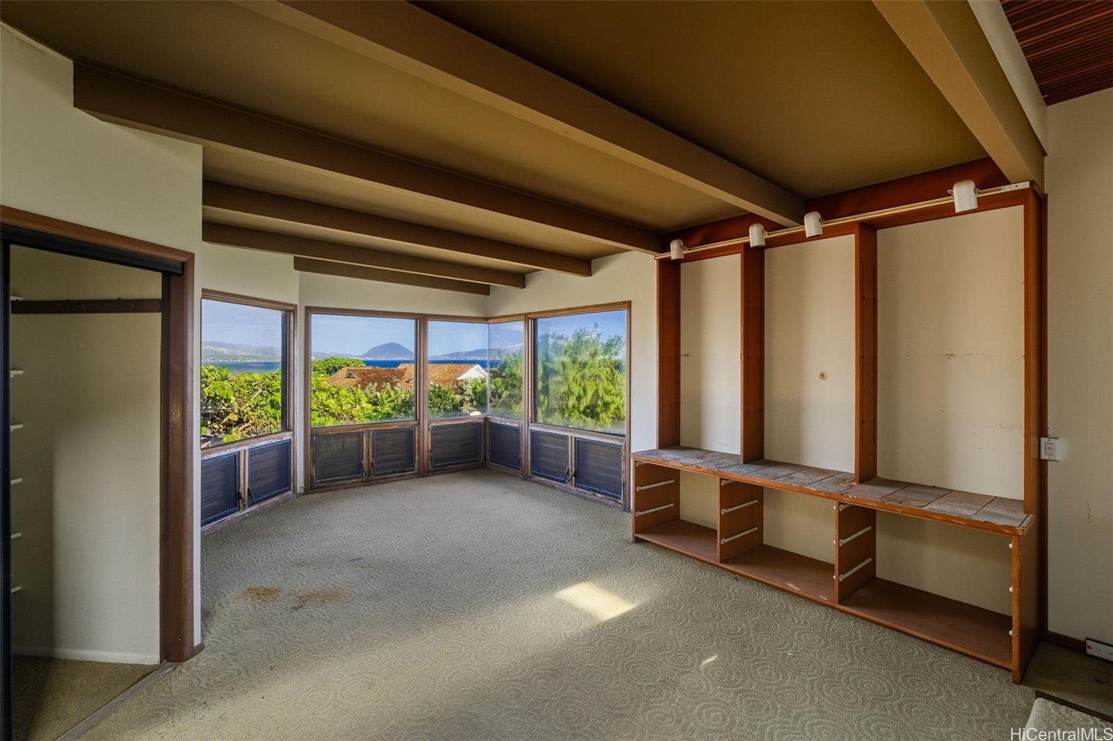 4134  Black Point Road Kahala-black Point, Diamond Head home - photo 16 of 25