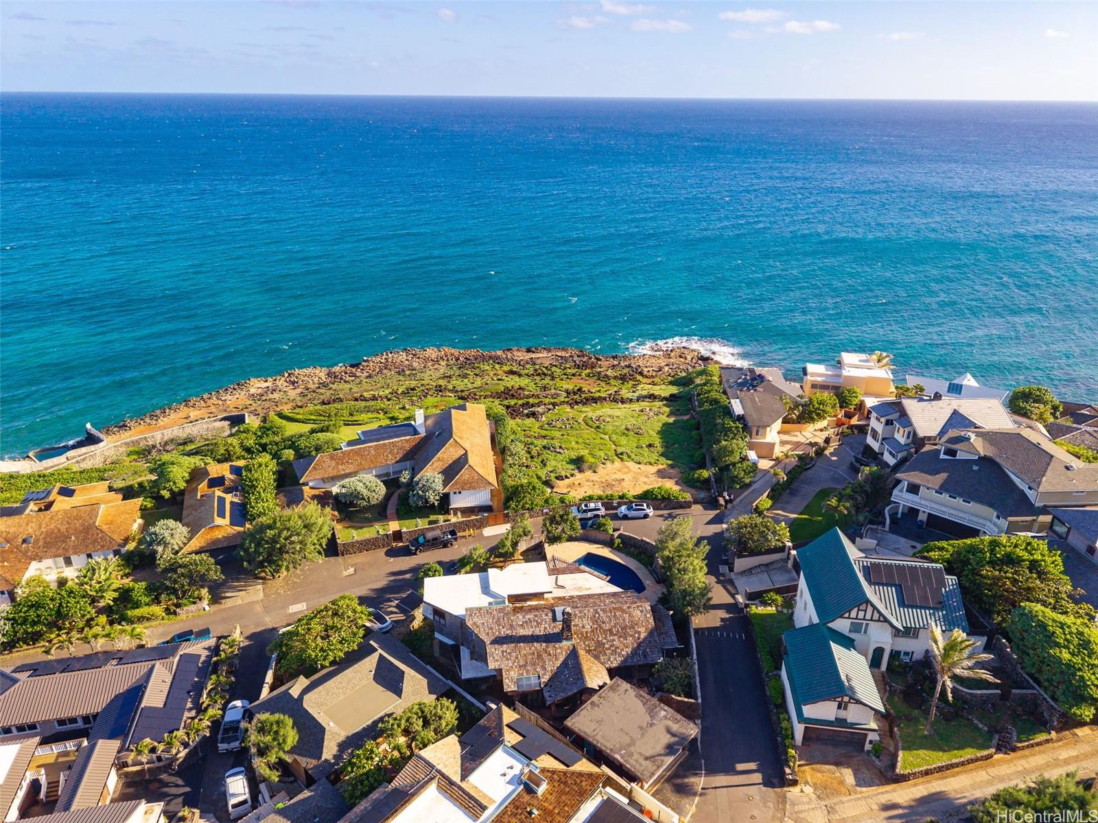 4134  Black Point Road Kahala-black Point, Diamond Head home - photo 22 of 25
