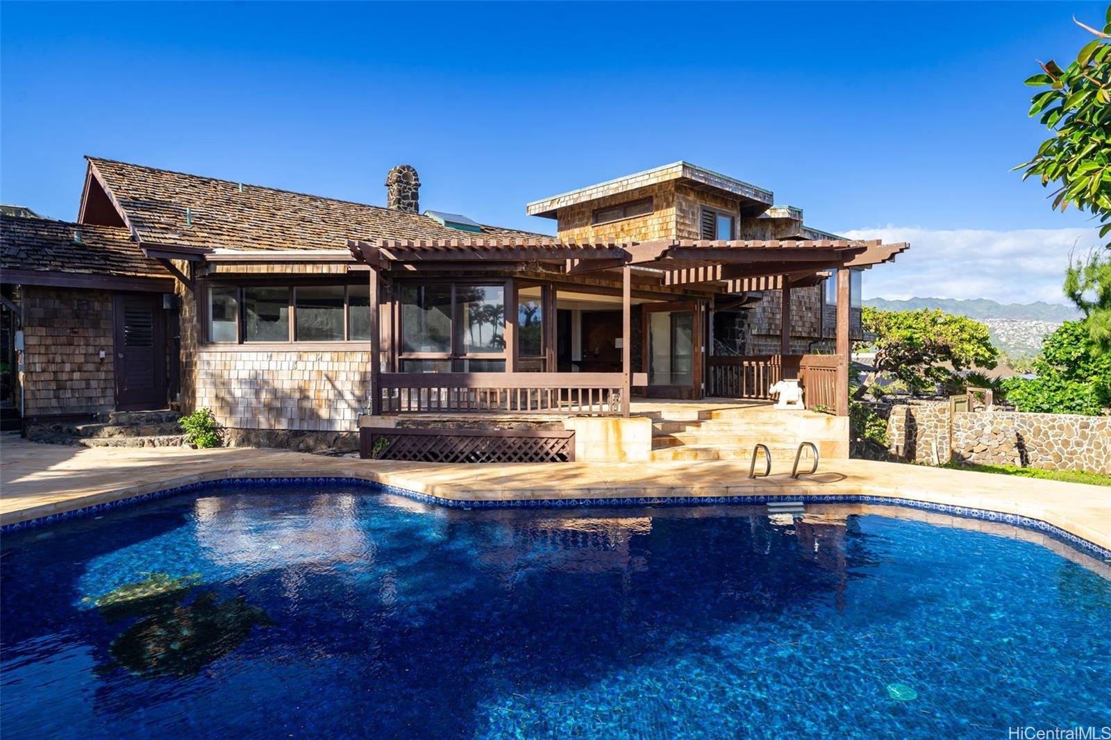 4134  Black Point Road Kahala-black Point, Diamond Head home - photo 7 of 25