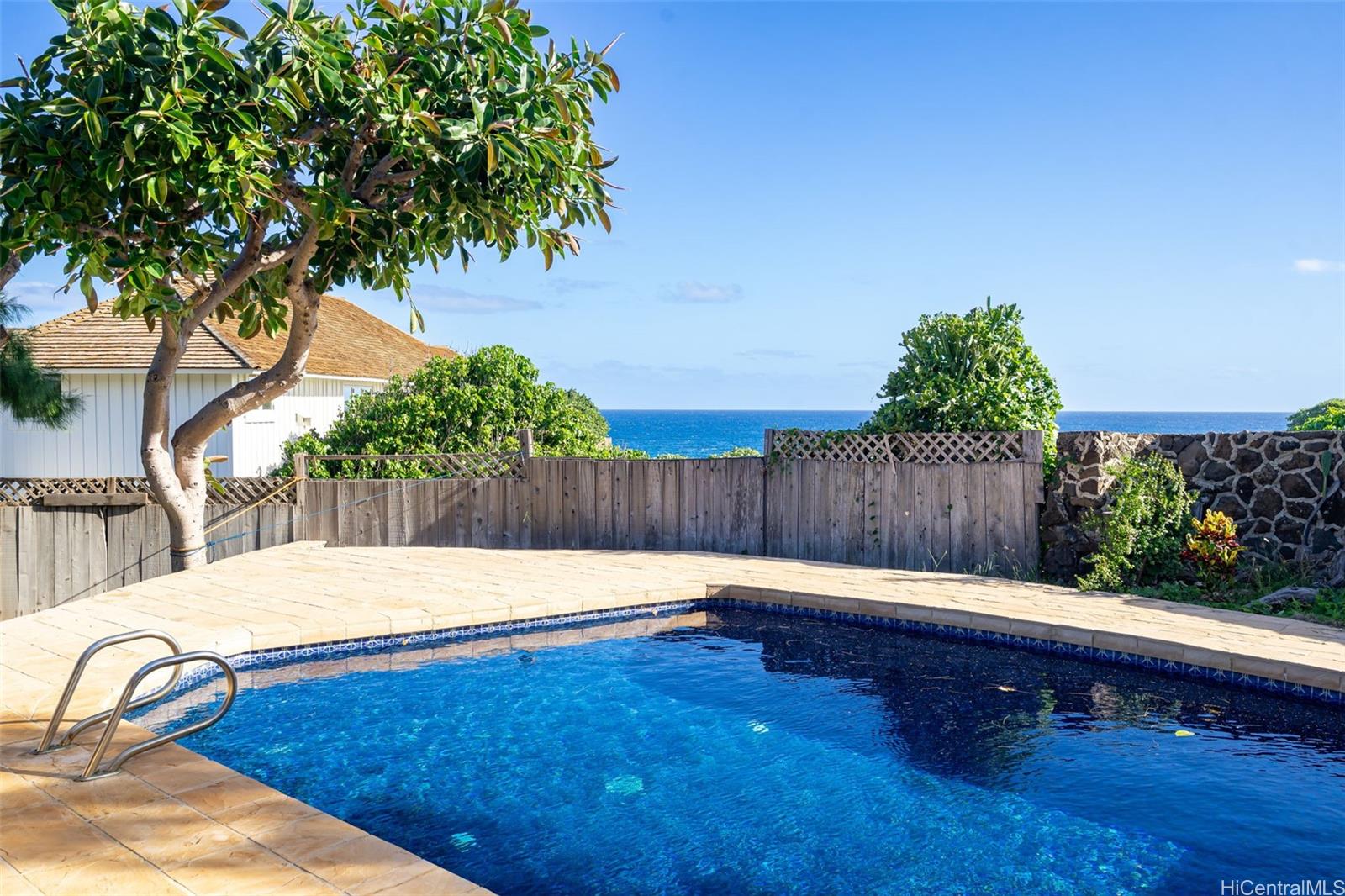 4134  Black Point Road Kahala-black Point, Diamond Head home - photo 9 of 25