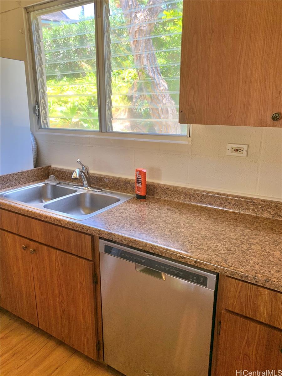 Waialae Gardens AOAO townhouse # 70, Honolulu, Hawaii - photo 4 of 11