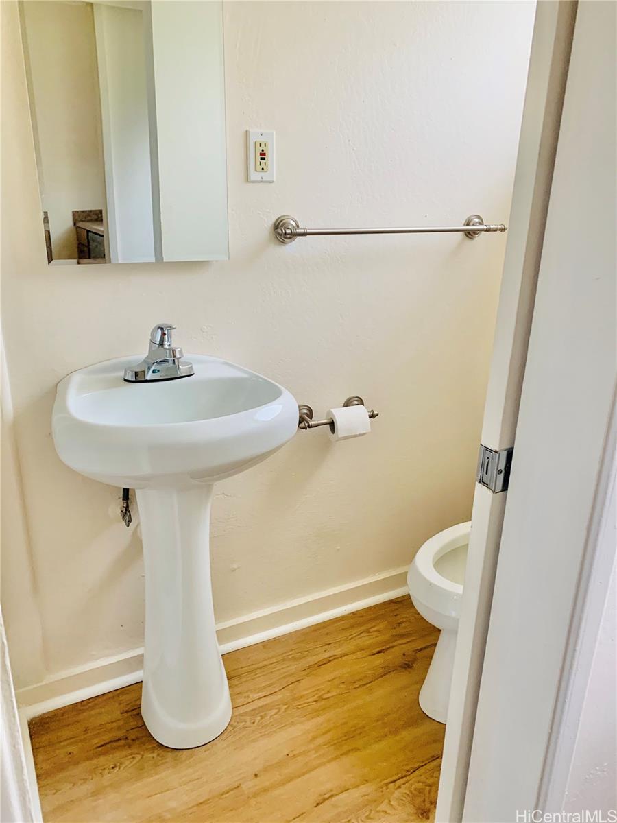 Waialae Gardens AOAO townhouse # 70, Honolulu, Hawaii - photo 6 of 11