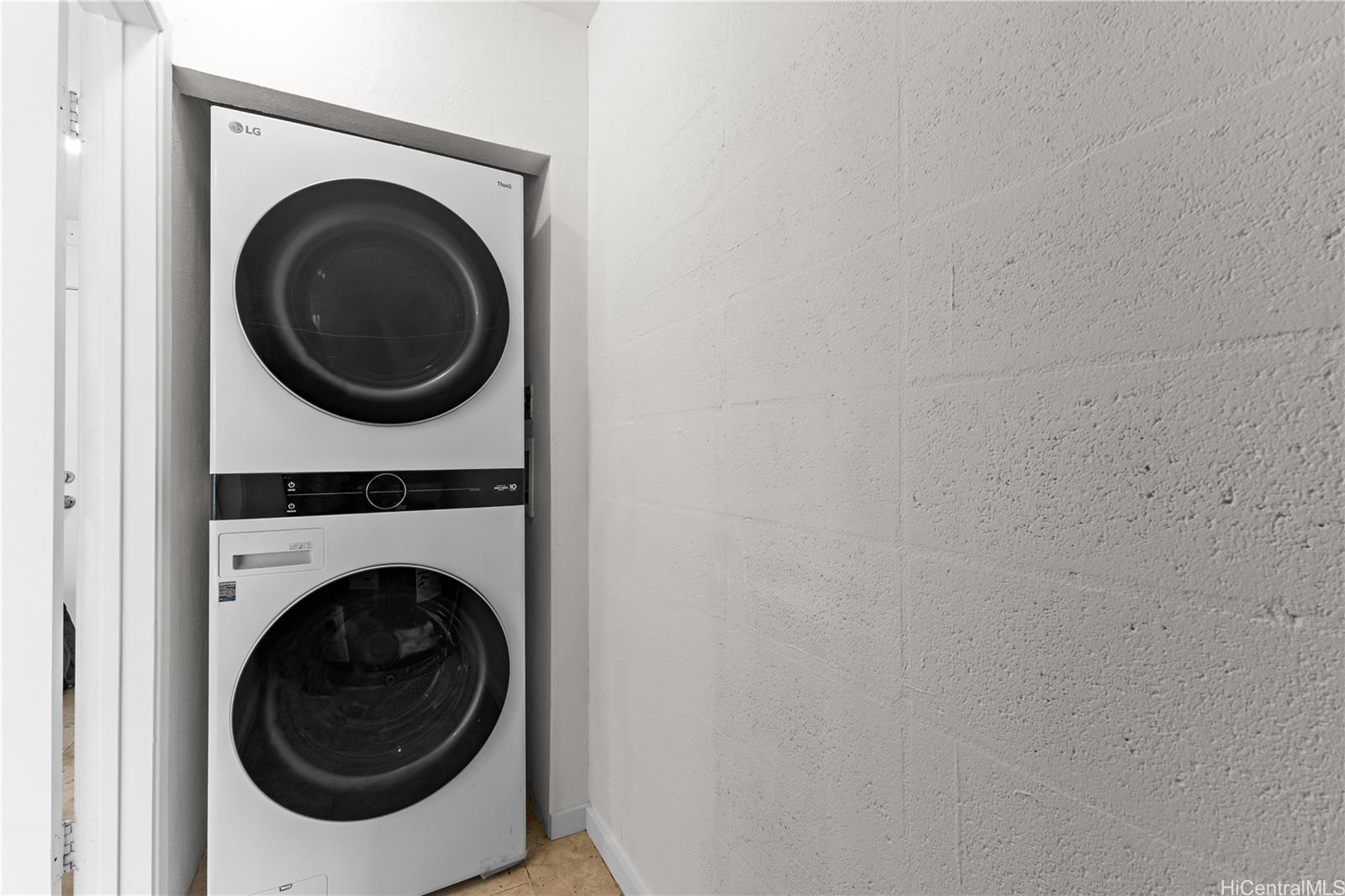 4136 Keanu Street townhouse # 3, Honolulu, Hawaii - photo 9 of 25