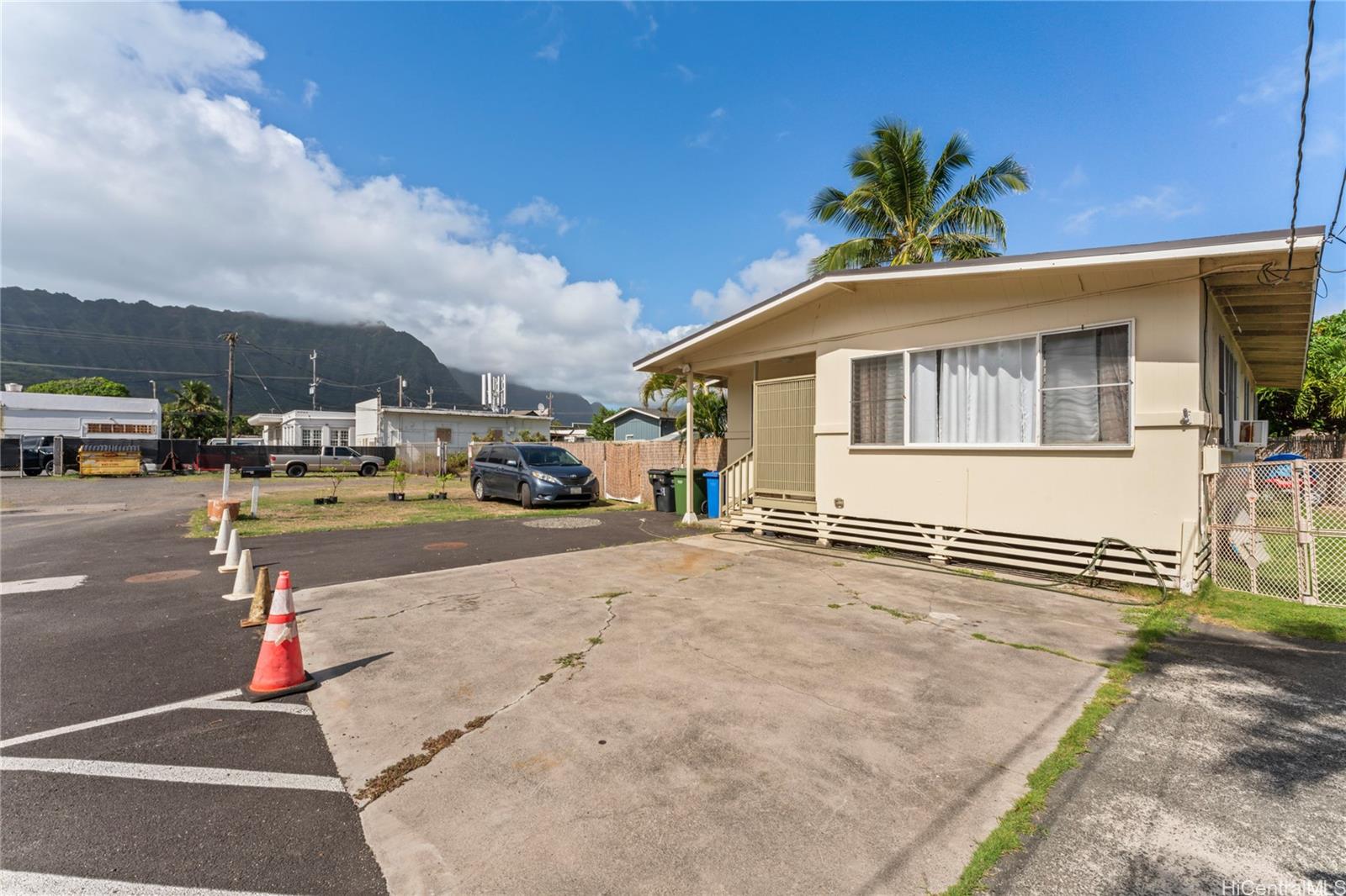 41-37 Wailea Street Waimanalo Oahu commercial real estate photo11 of 19