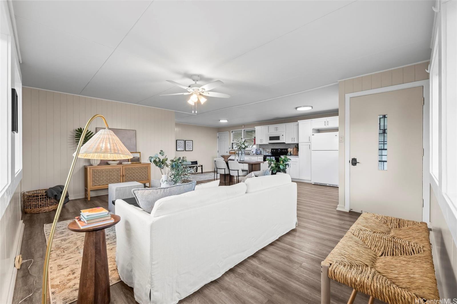 414  Hoomalu Street Momilani, PearlCity home - photo 3 of 18