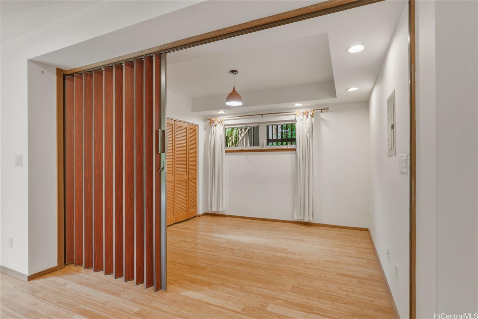 4142  Round Top Drive Tantalus, Honolulu home - photo 17 of 25