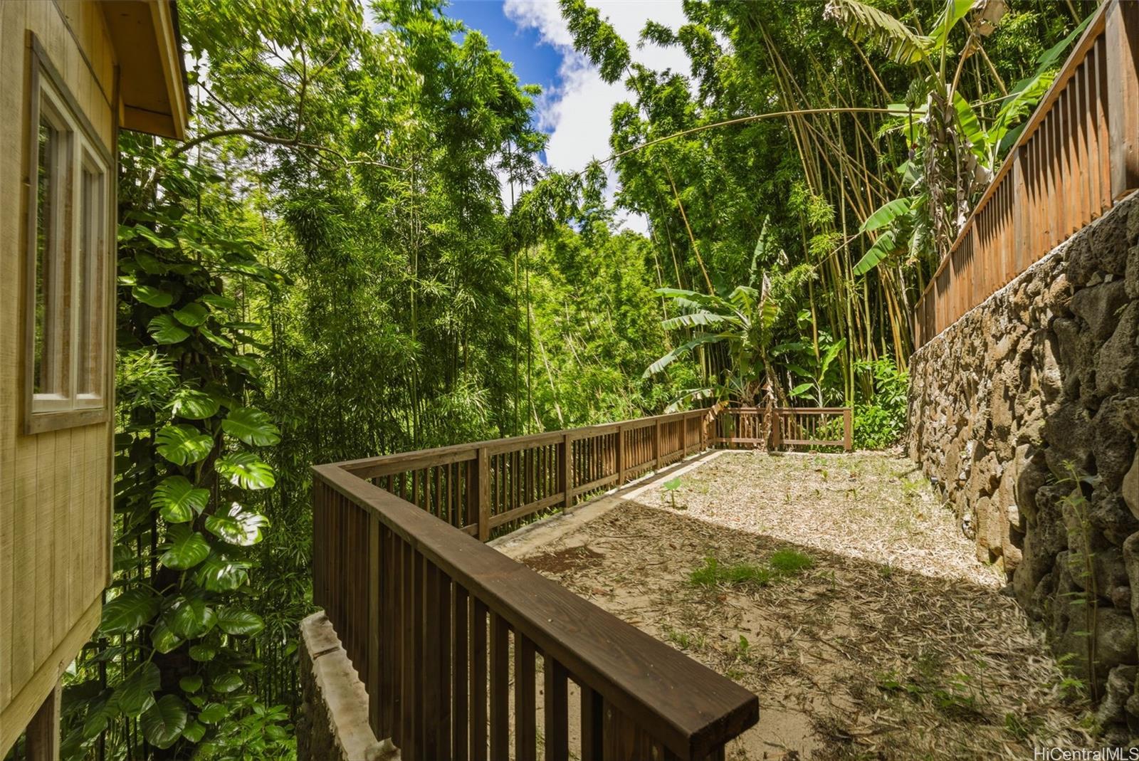 4142  Round Top Drive Tantalus, Honolulu home - photo 21 of 25