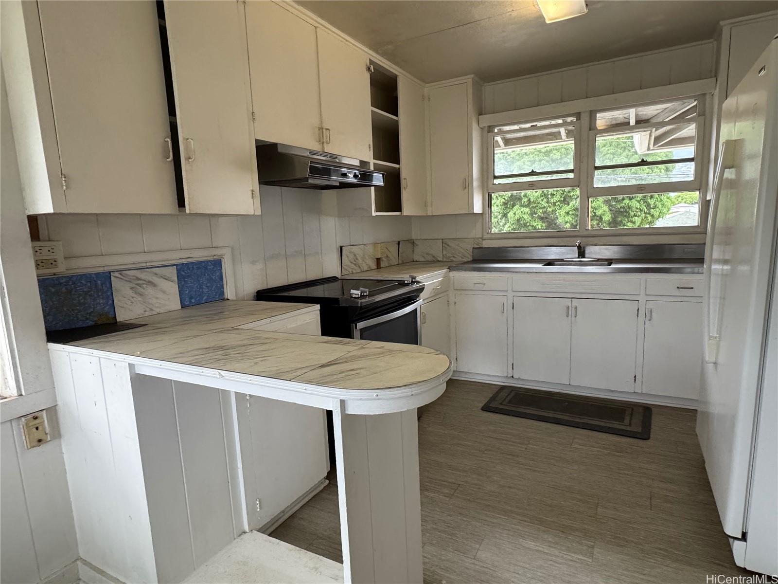 4149  Kilauea Ave Kahala-puupanini, Diamond Head home - photo 11 of 12