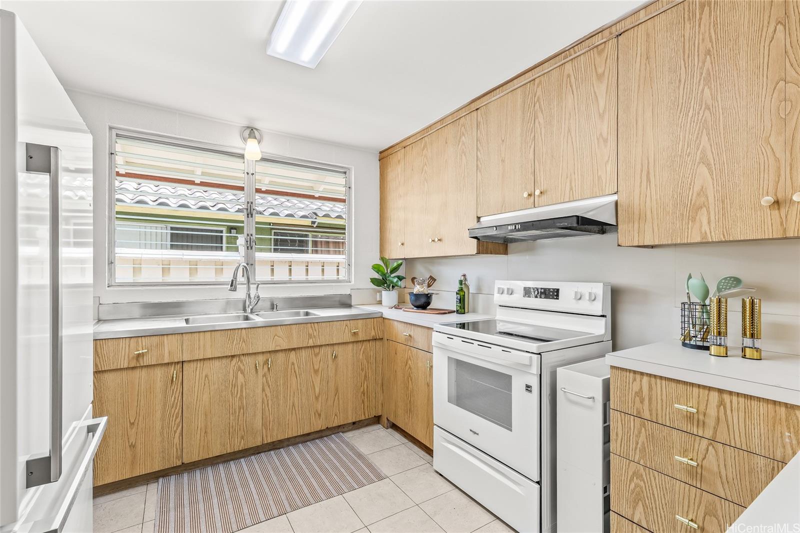 4149  Malapua Place Kahala-puupanini, Diamond Head home - photo 3 of 25