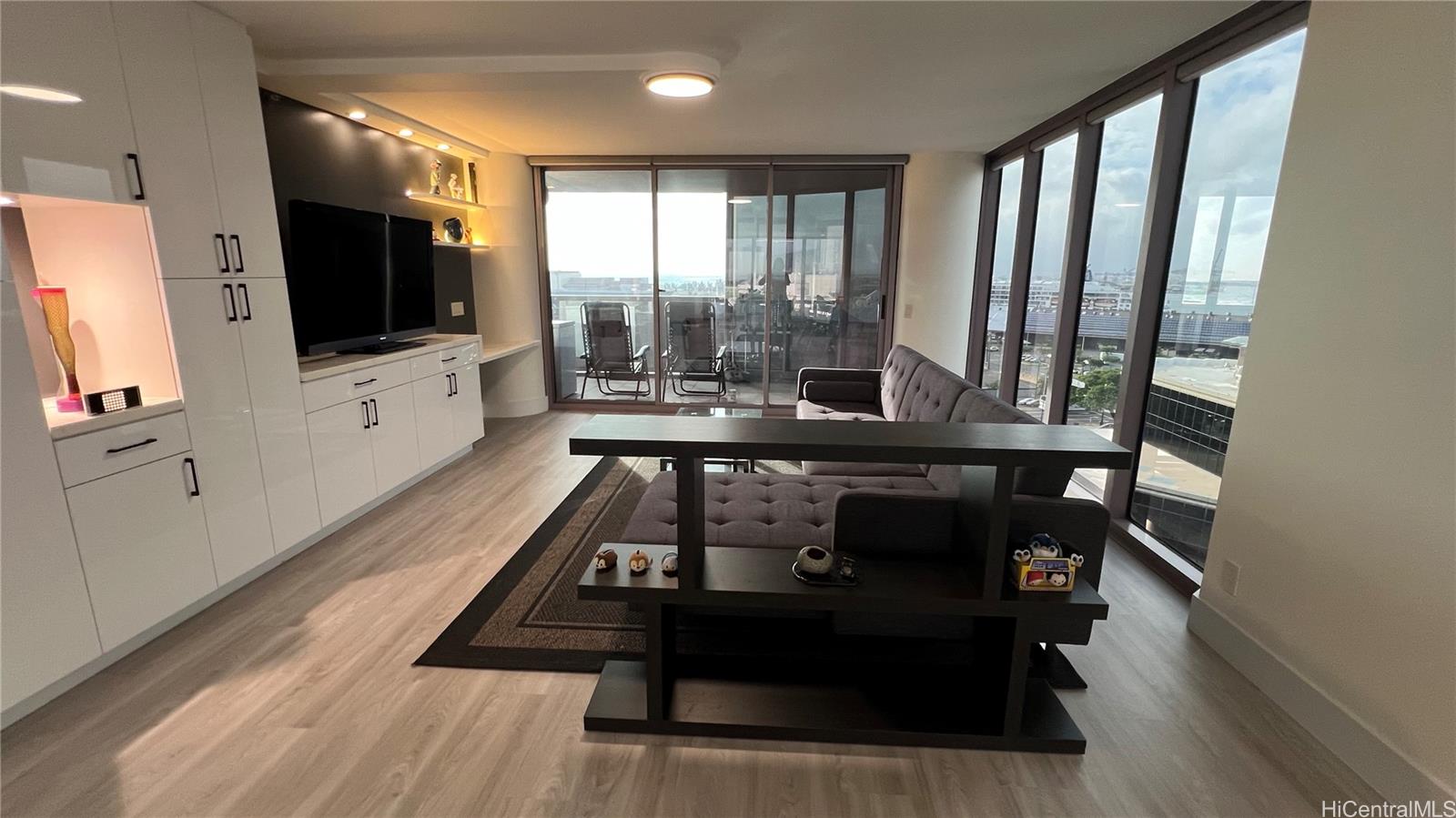 415 South St Honolulu - Rental - photo 3 of 9