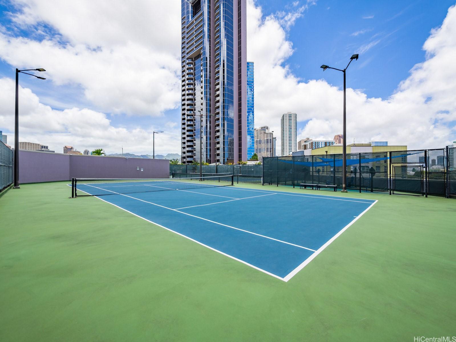 One Waterfront Tower condo # 1602, Honolulu, Hawaii - photo 19 of 23