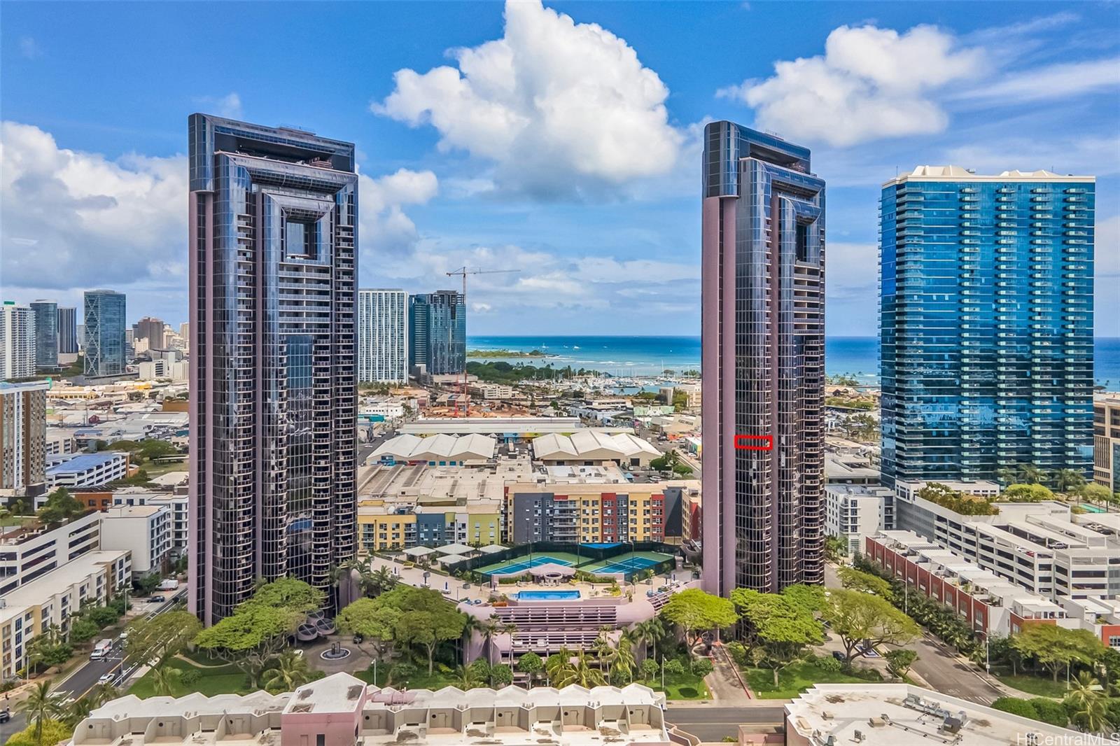 One Waterfront Tower condo # 1804, Honolulu, Hawaii - photo 2 of 25