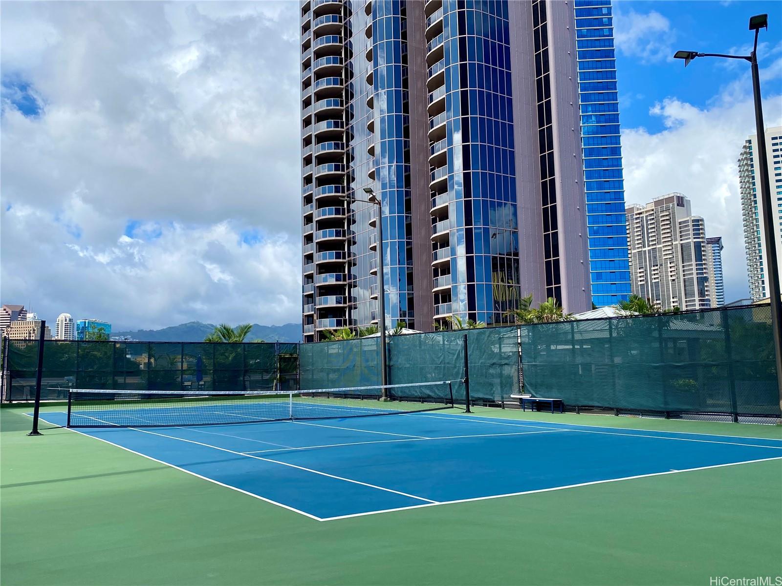 One Waterfront Tower condo # 201, Honolulu, Hawaii - photo 16 of 25