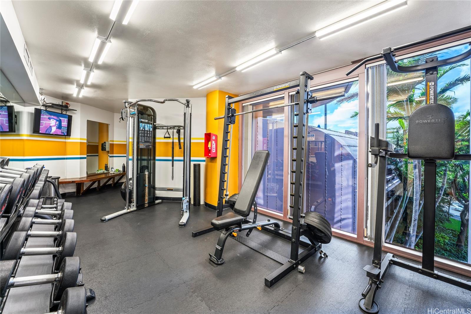 One Waterfront Tower condo # 2401, Honolulu, Hawaii - photo 22 of 25