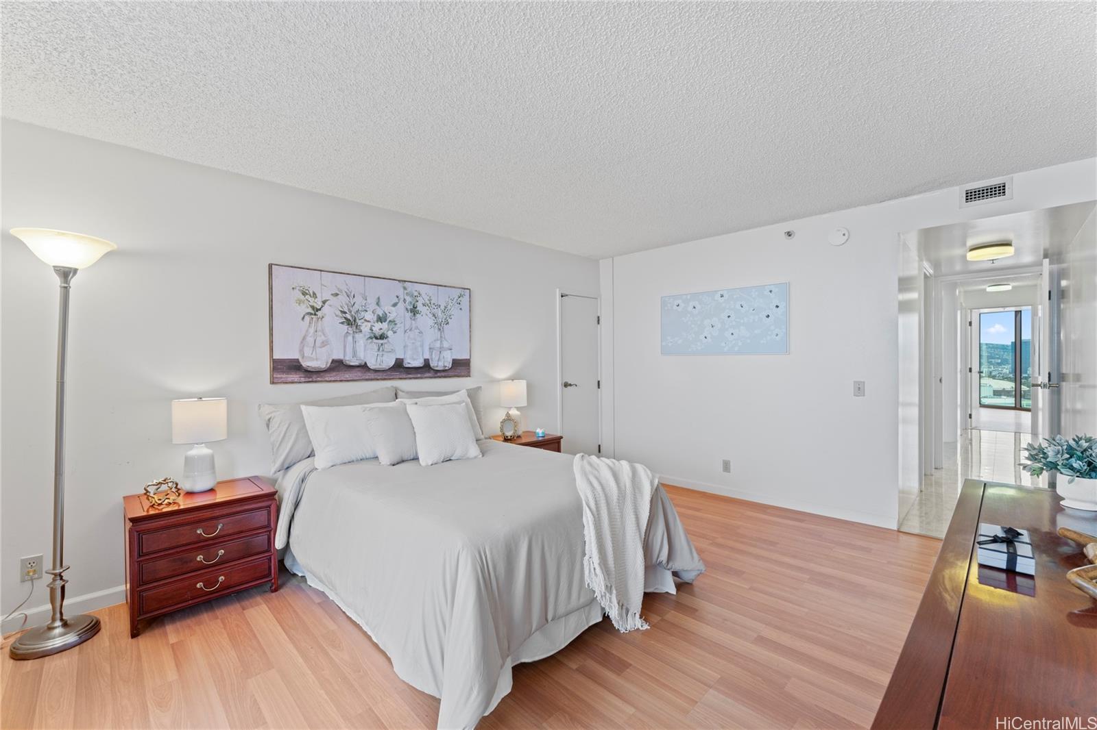 One Waterfront Tower condo # 2401, Honolulu, Hawaii - photo 10 of 25