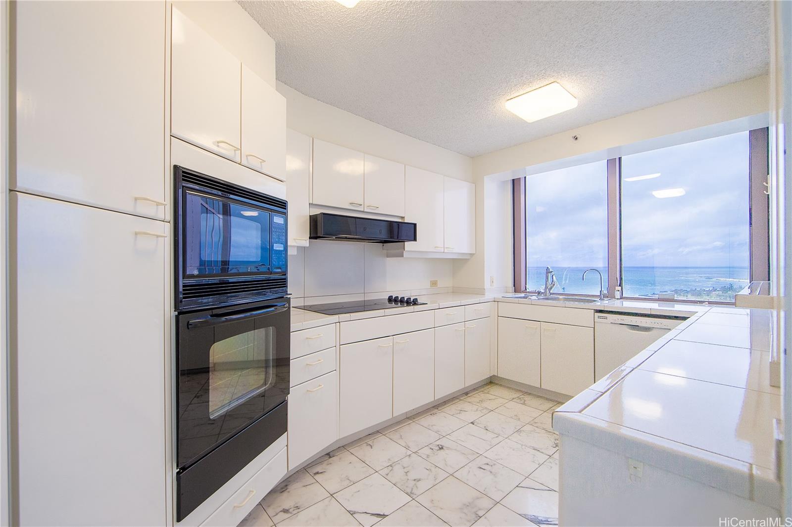 One Waterfront Tower 2701, 415 South Street, Honolulu Kakaako