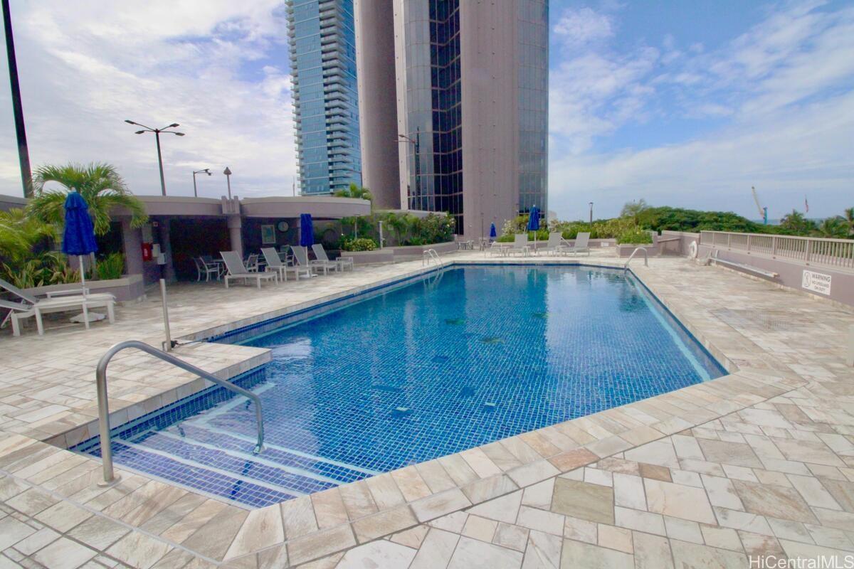 One Waterfront Tower condo # 2804, Honolulu, Hawaii - photo 13 of 19
