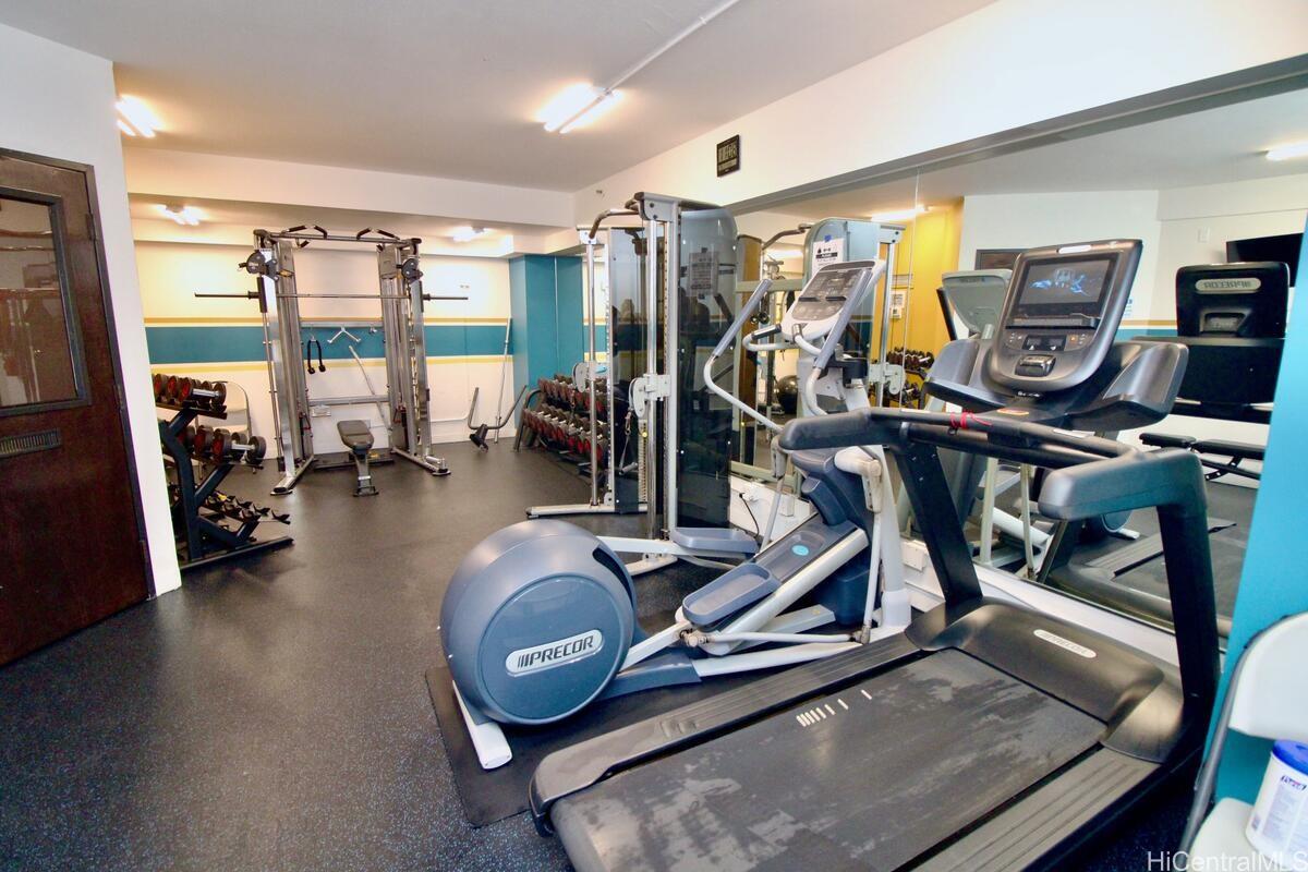 One Waterfront Tower condo # 2804, Honolulu, Hawaii - photo 17 of 19