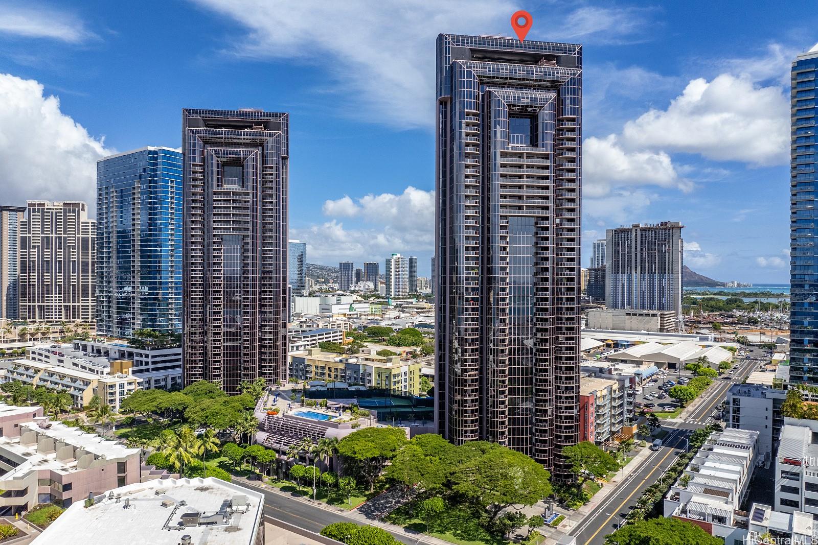 One Waterfront Tower condo # 3204, Honolulu, Hawaii - photo 24 of 24