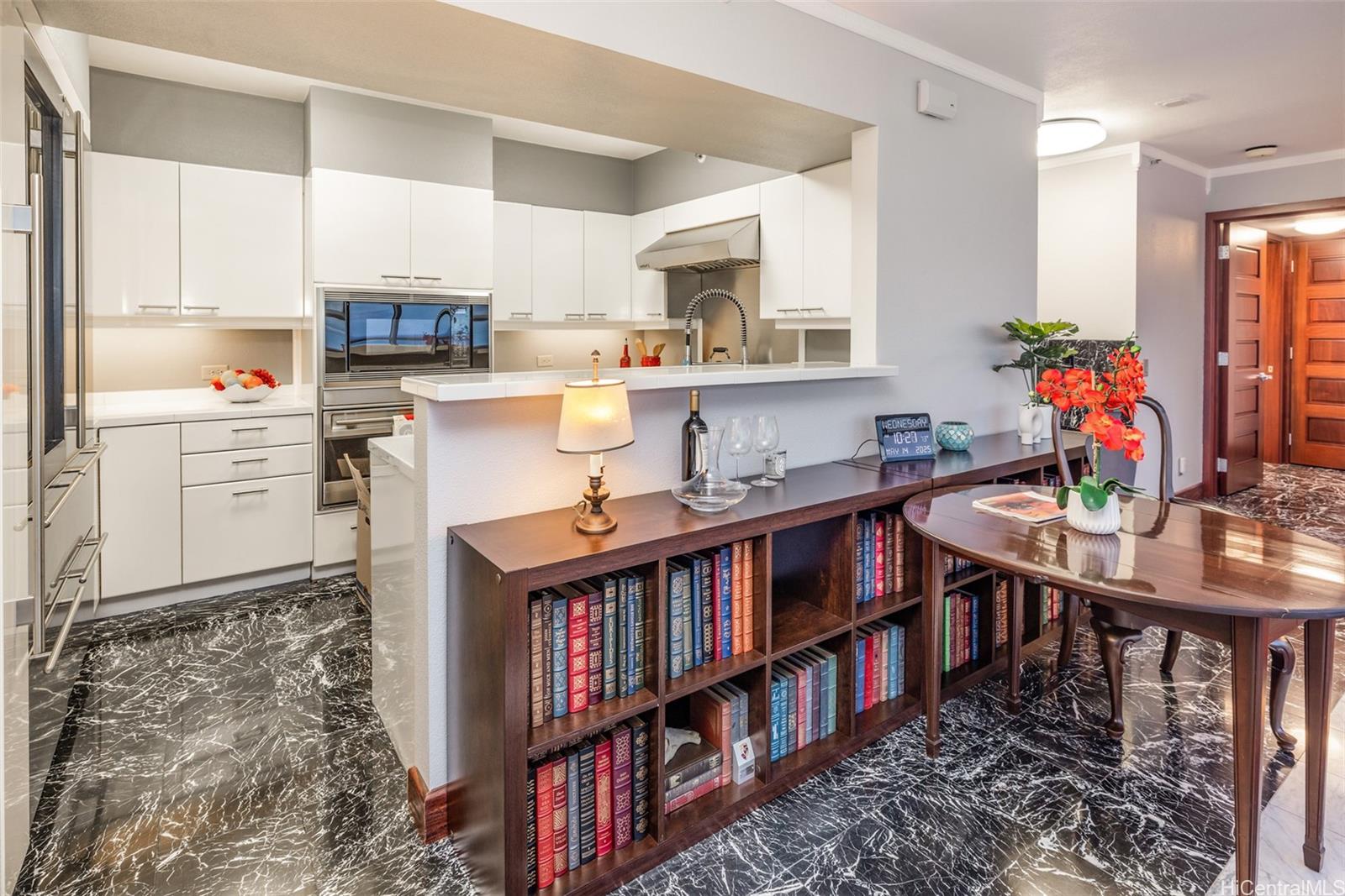 One Waterfront Tower condo # 4202, Honolulu, Hawaii - photo 11 of 21