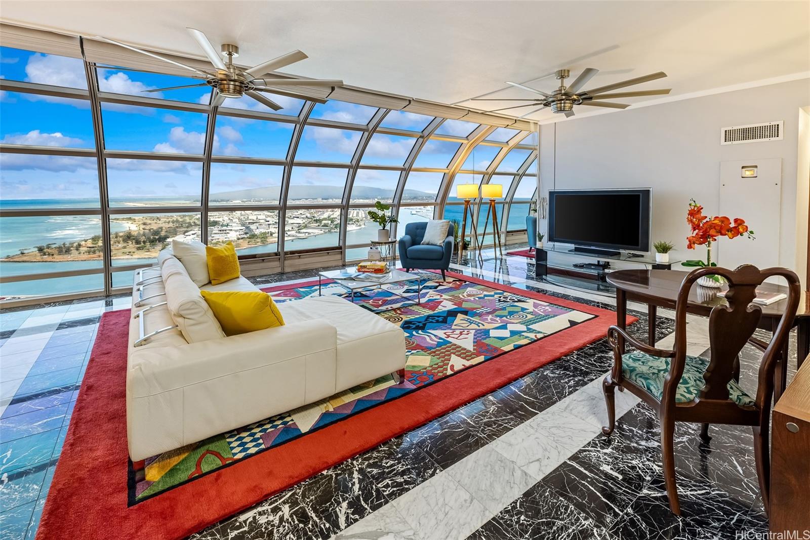 One Waterfront Tower condo # 4202, Honolulu, Hawaii - photo 5 of 21