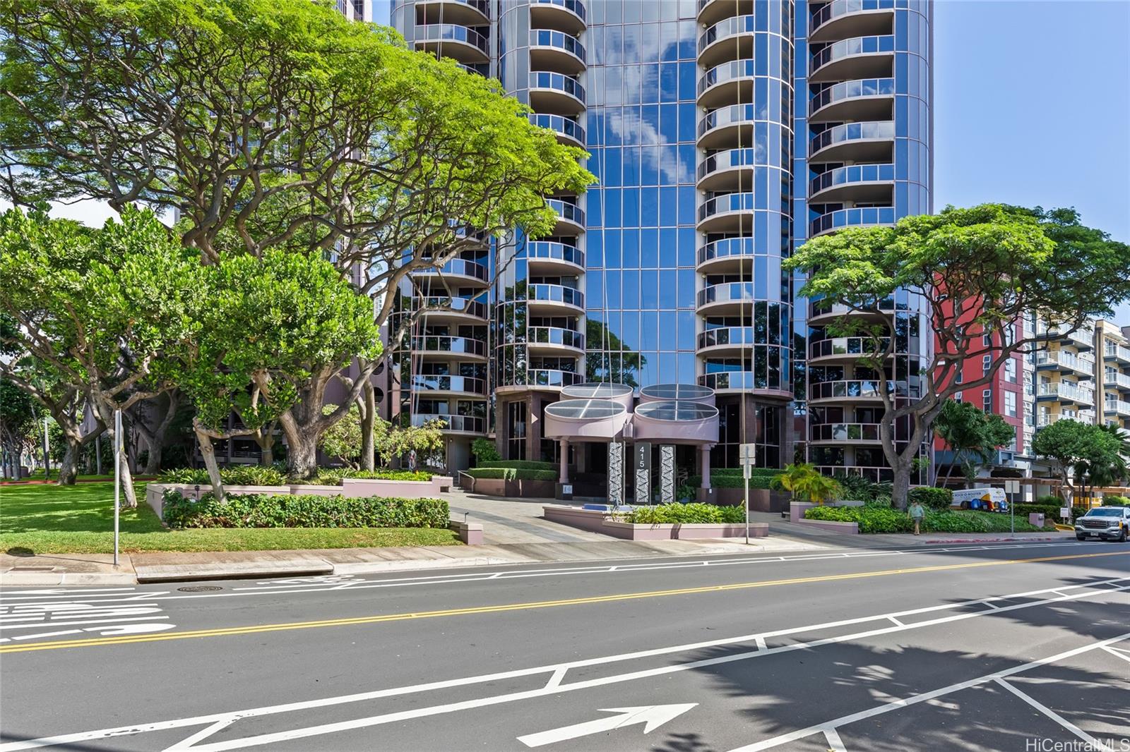 One Waterfront Tower condo # 503, Honolulu, Hawaii - photo 18 of 24