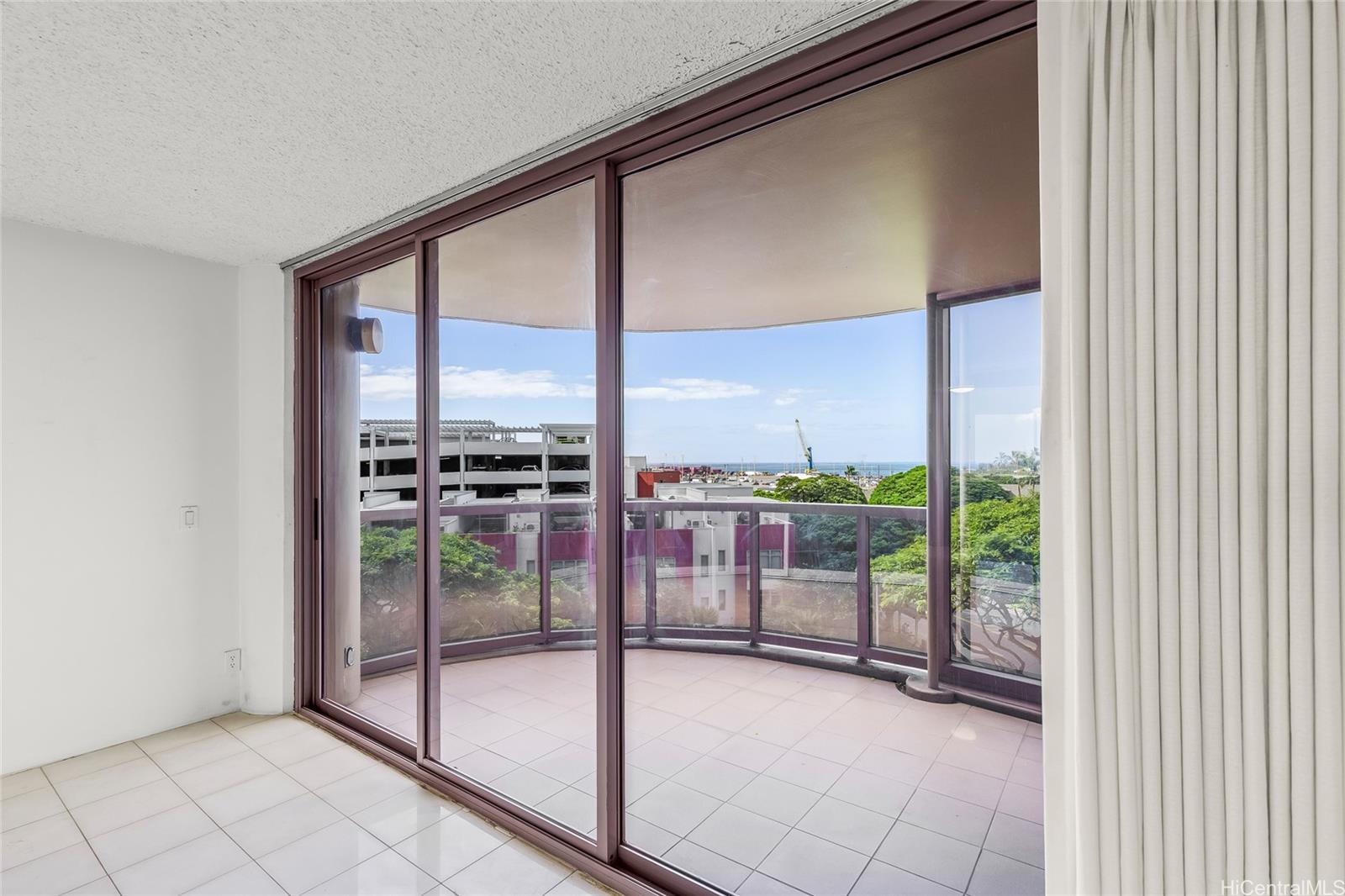 One Waterfront Tower condo # 503, Honolulu, Hawaii - photo 3 of 24