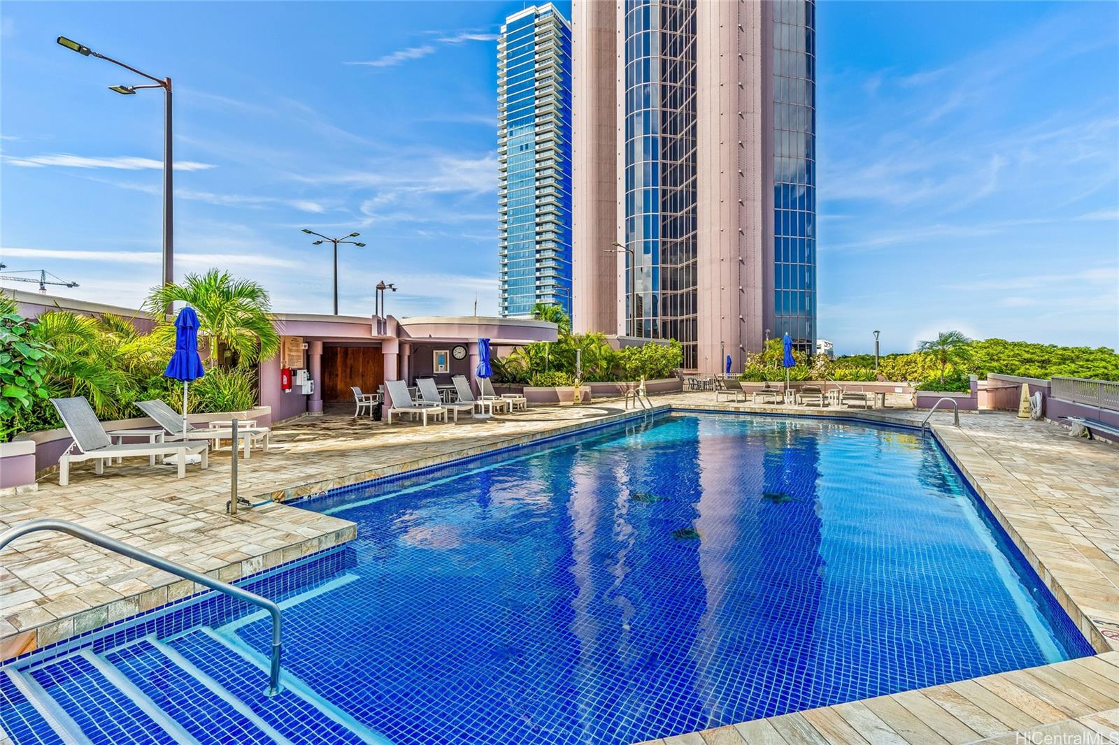 One Waterfront Tower condo # 503, Honolulu, Hawaii - photo 22 of 24