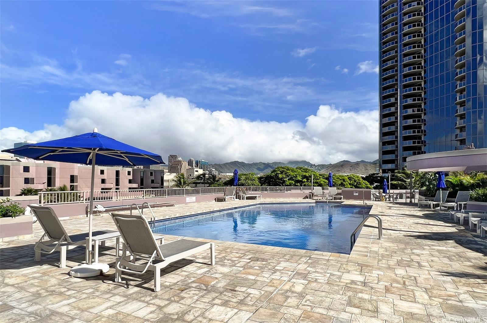 One Waterfront Tower condo # 901, Honolulu, Hawaii - photo 20 of 25