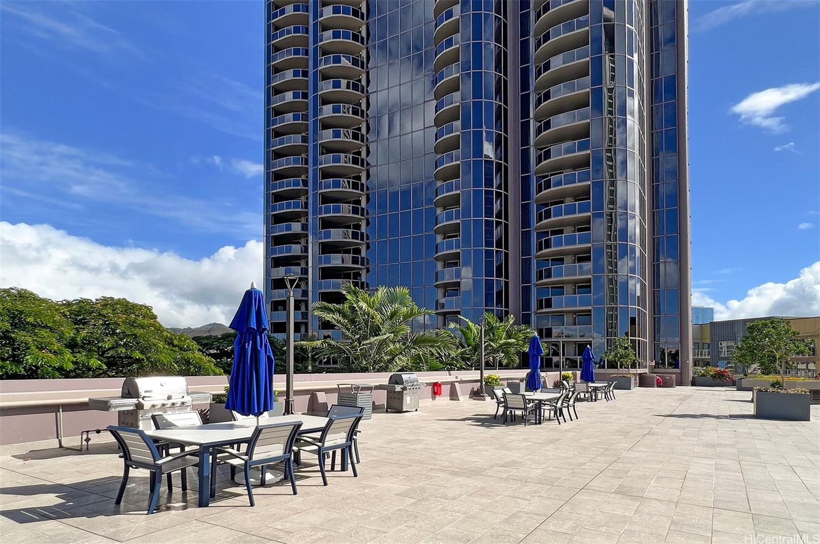 One Waterfront Tower condo # 901, Honolulu, Hawaii - photo 21 of 25