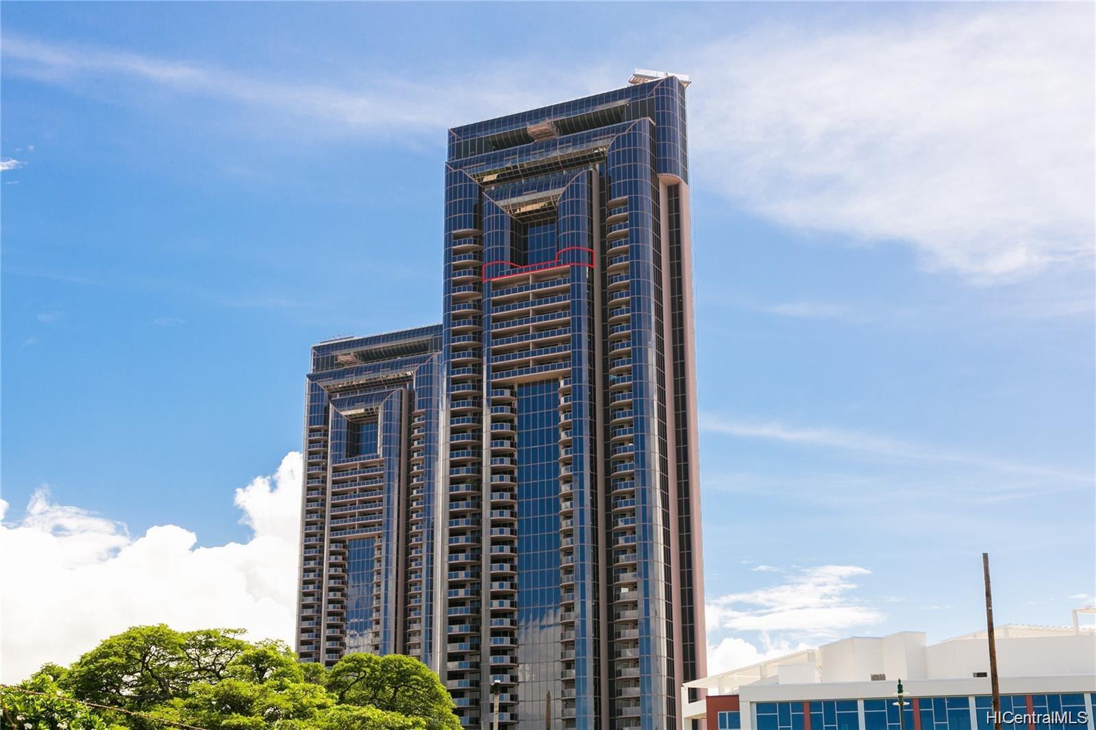 One Waterfront Tower condo # Makai/3402, Honolulu, Hawaii - photo 2 of 23