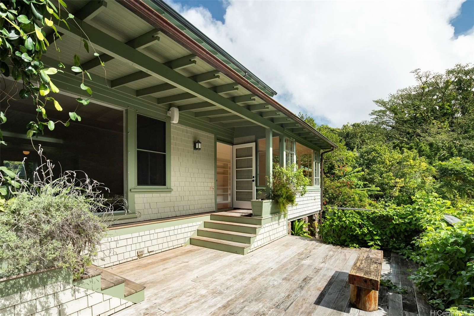 4151  Nuuanu Pali Drive Nuuanu Pali, Honolulu home - photo 8 of 25