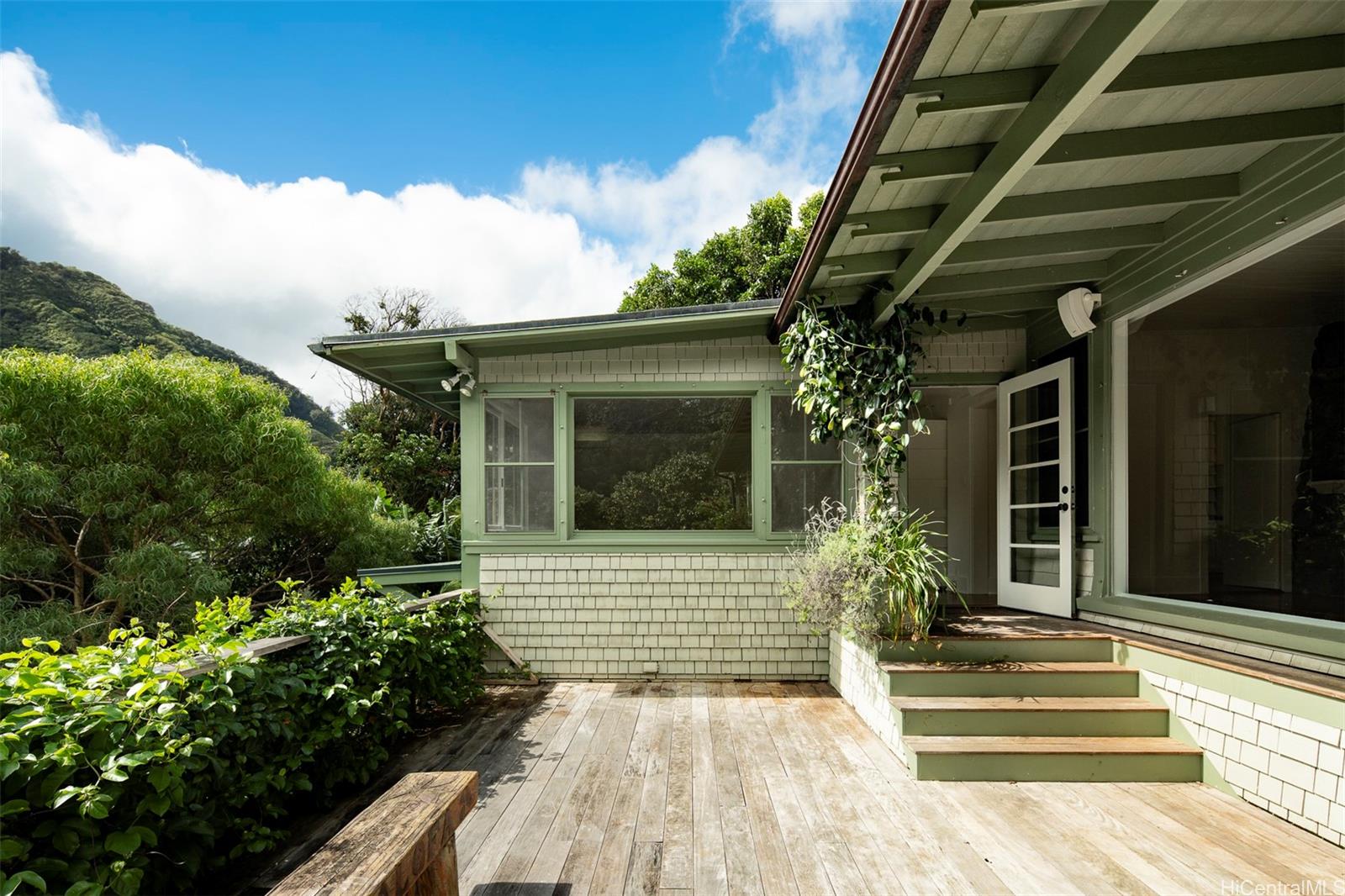 4151  Nuuanu Pali Drive Nuuanu Pali, Honolulu home - photo 9 of 25