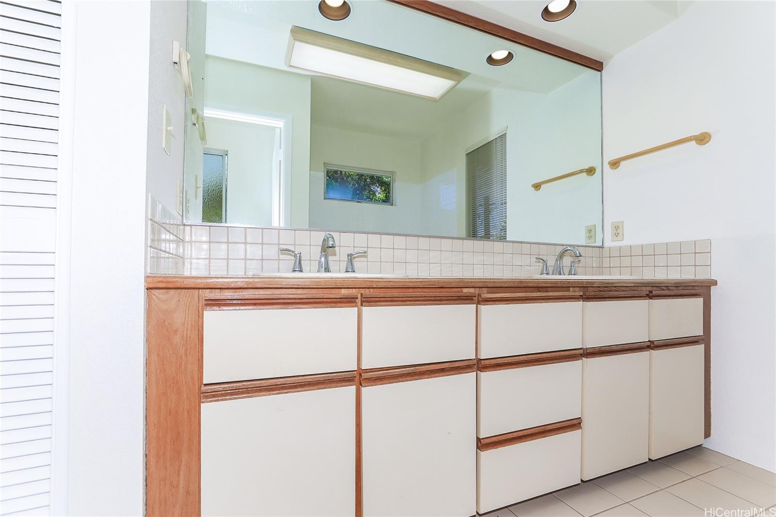 4152  Koko Dr Wilhelmina, Diamond Head home - photo 15 of 25