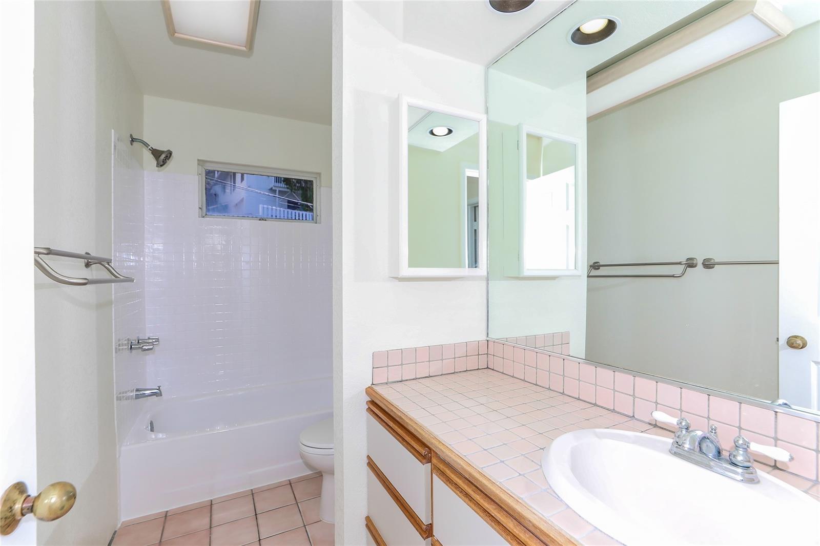 4152  Koko Drive Wilhelmina, Diamond Head home - photo 18 of 25