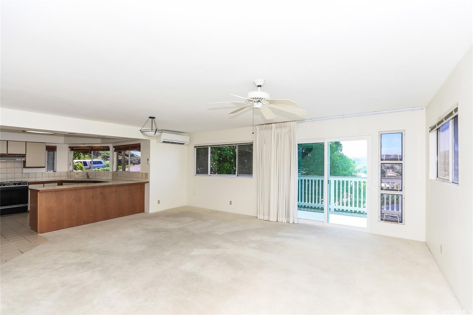 4152  Koko Drive Wilhelmina, Diamond Head home - photo 6 of 25