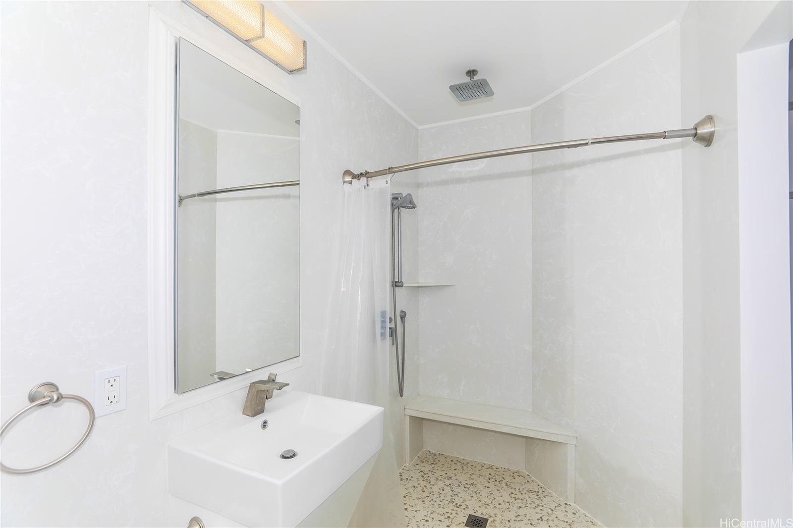 4153  Kilauea Ave Kahala-puupanini, Diamond Head home - photo 13 of 23