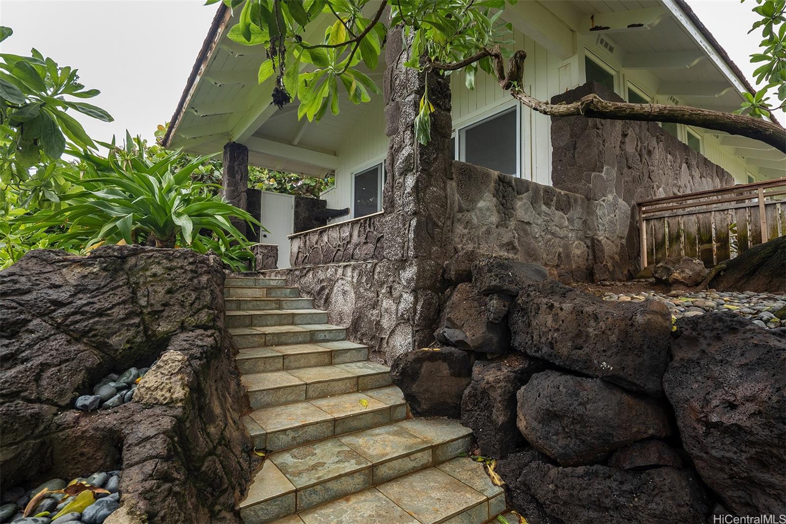 4155 Black Point Road Honolulu - Rental - photo 13 of 19