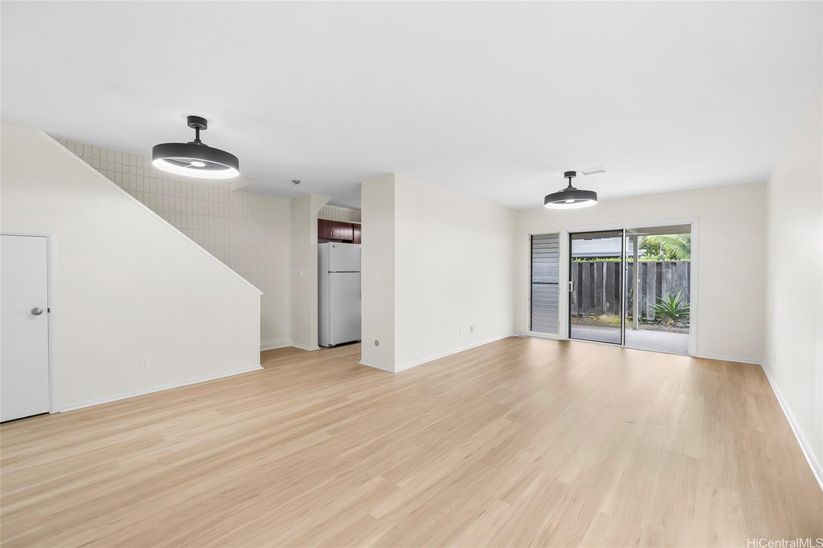 416 Opihikao Pl townhouse # 512, Honolulu, Hawaii - photo 2 of 24