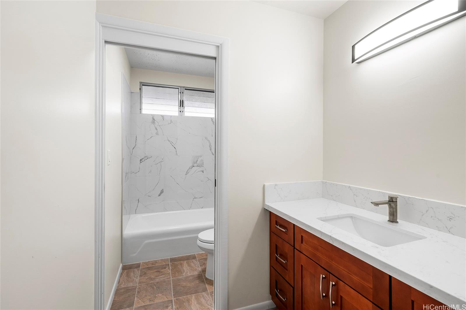 416 Opihikao Place townhouse # 512, Honolulu, Hawaii - photo 12 of 24