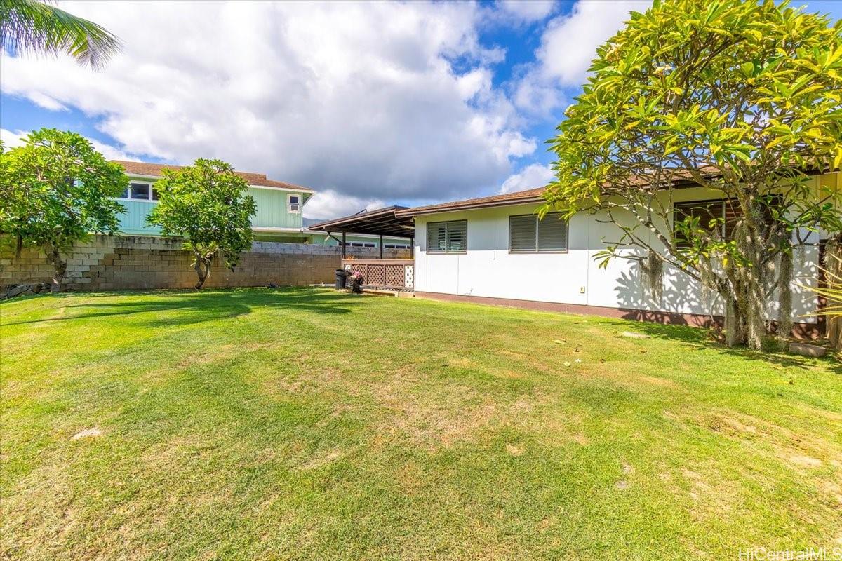 41-613  Inoaole Street Waimanalo, Kailua home - photo 19 of 21