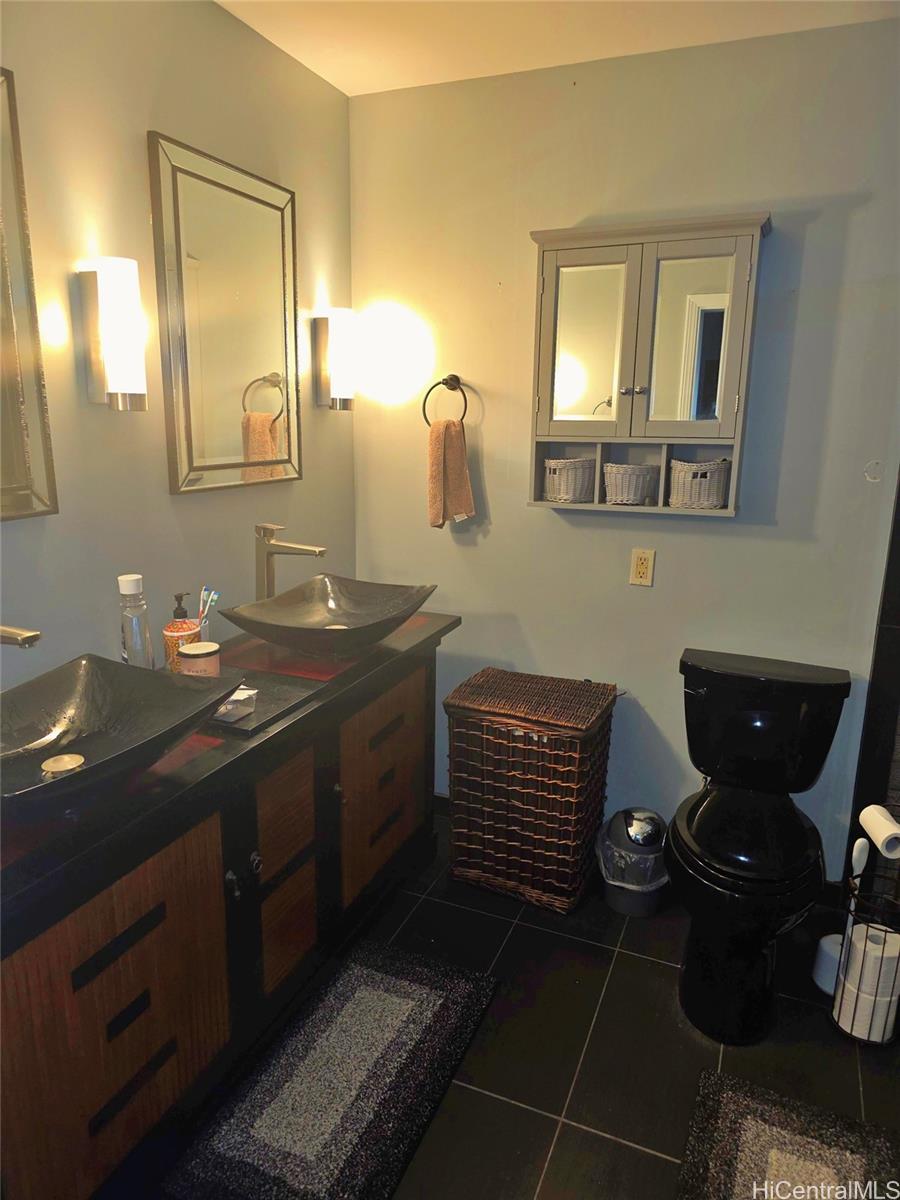 417 Koko Isle Cir townhouse # 9908, Honolulu, Hawaii - photo 12 of 24