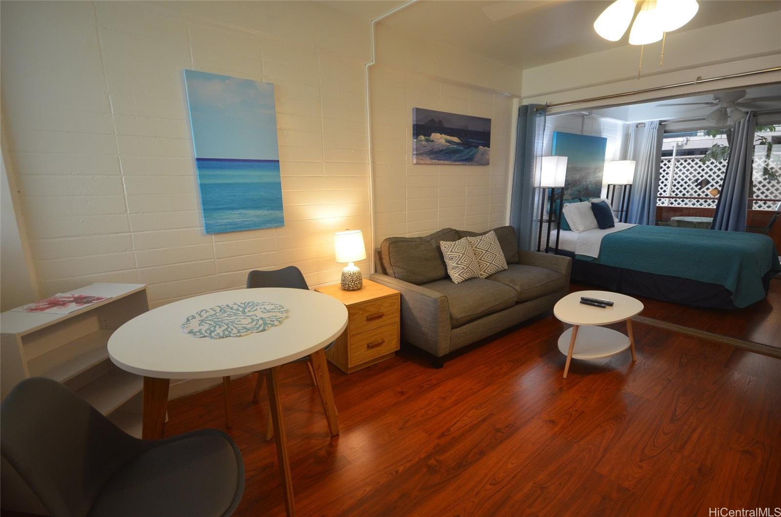 Hawaiian King condo # 212, Honolulu, Hawaii - photo 3 of 15