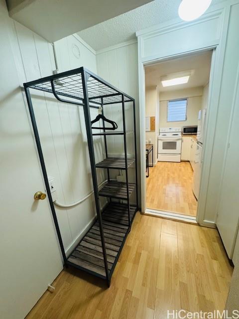 Hawaiian King condo # 311, Honolulu, Hawaii - photo 9 of 17