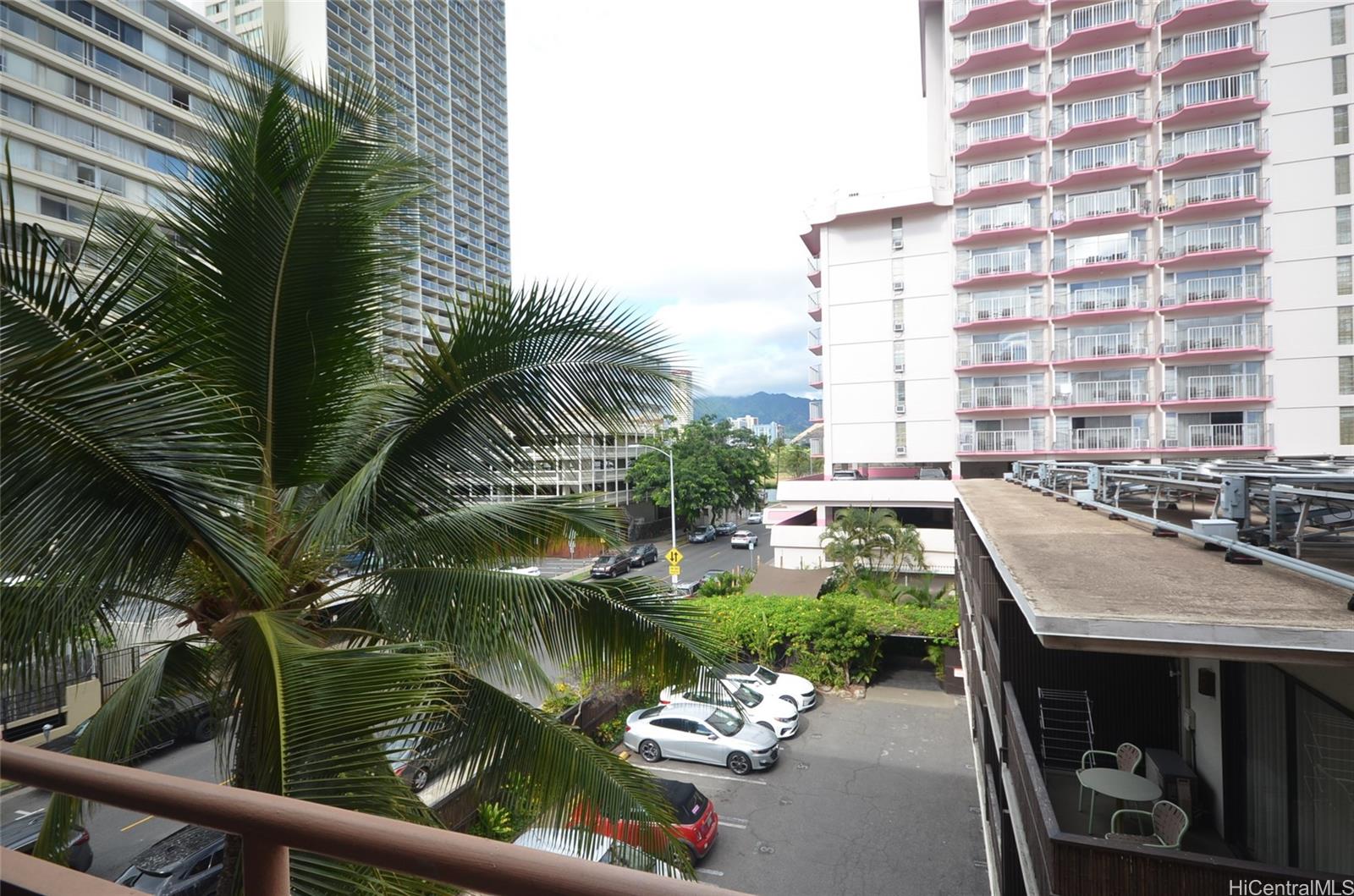 Hawaiian King condo # 405, Honolulu, Hawaii - photo 15 of 25