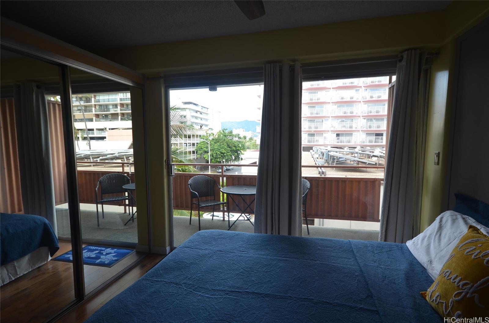 Hawaiian King condo # 405, Honolulu, Hawaii - photo 7 of 19