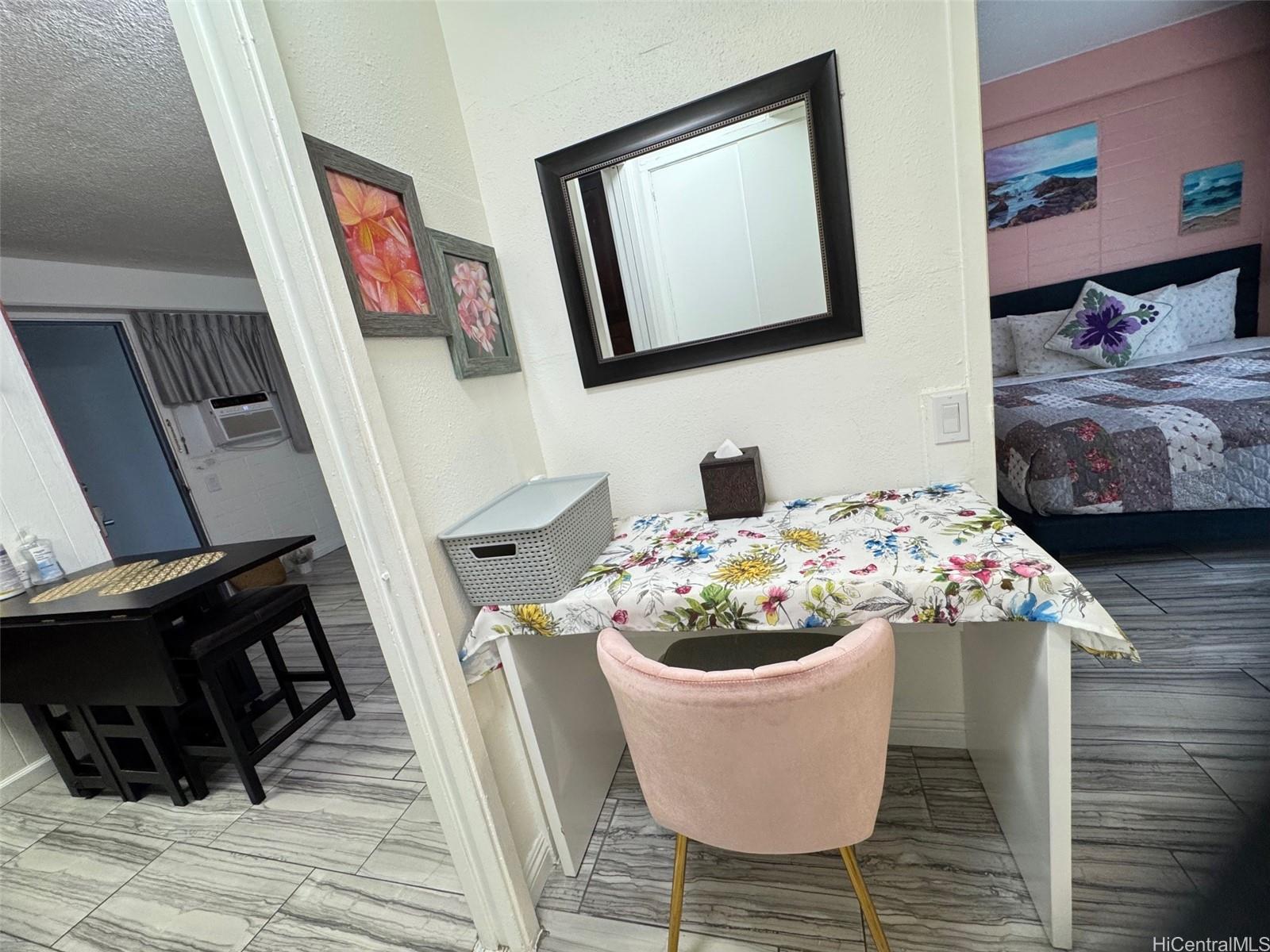 Hawaiian King condo # 410, Honolulu, Hawaii - photo 15 of 20