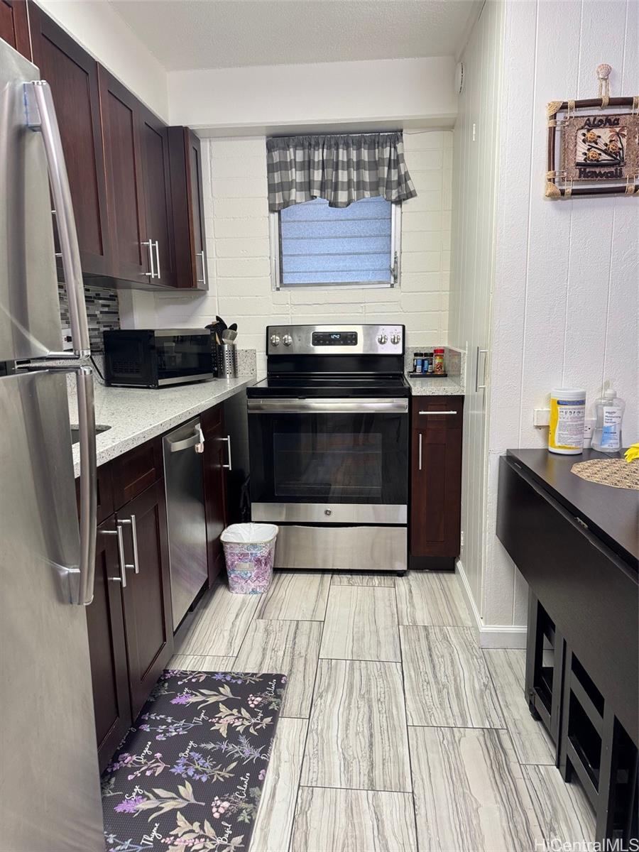 Hawaiian King condo # 410, Honolulu, Hawaii - photo 4 of 20