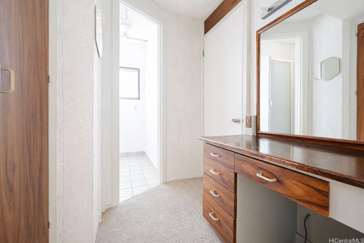 Hawaiian King condo # 511, Honolulu, Hawaii - photo 7 of 12